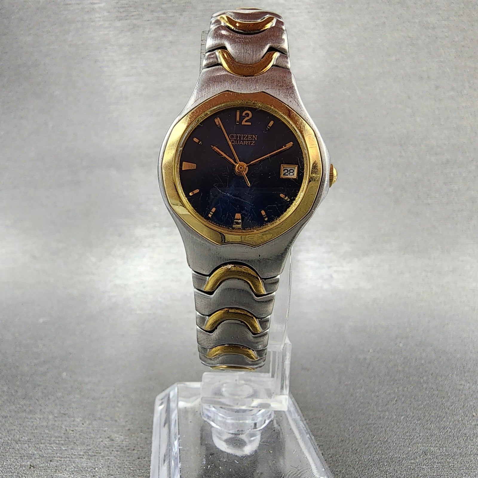 Citizen Watch Women 25mm Blue Dial Two Tone Date Round 1012S76183 New Battery5