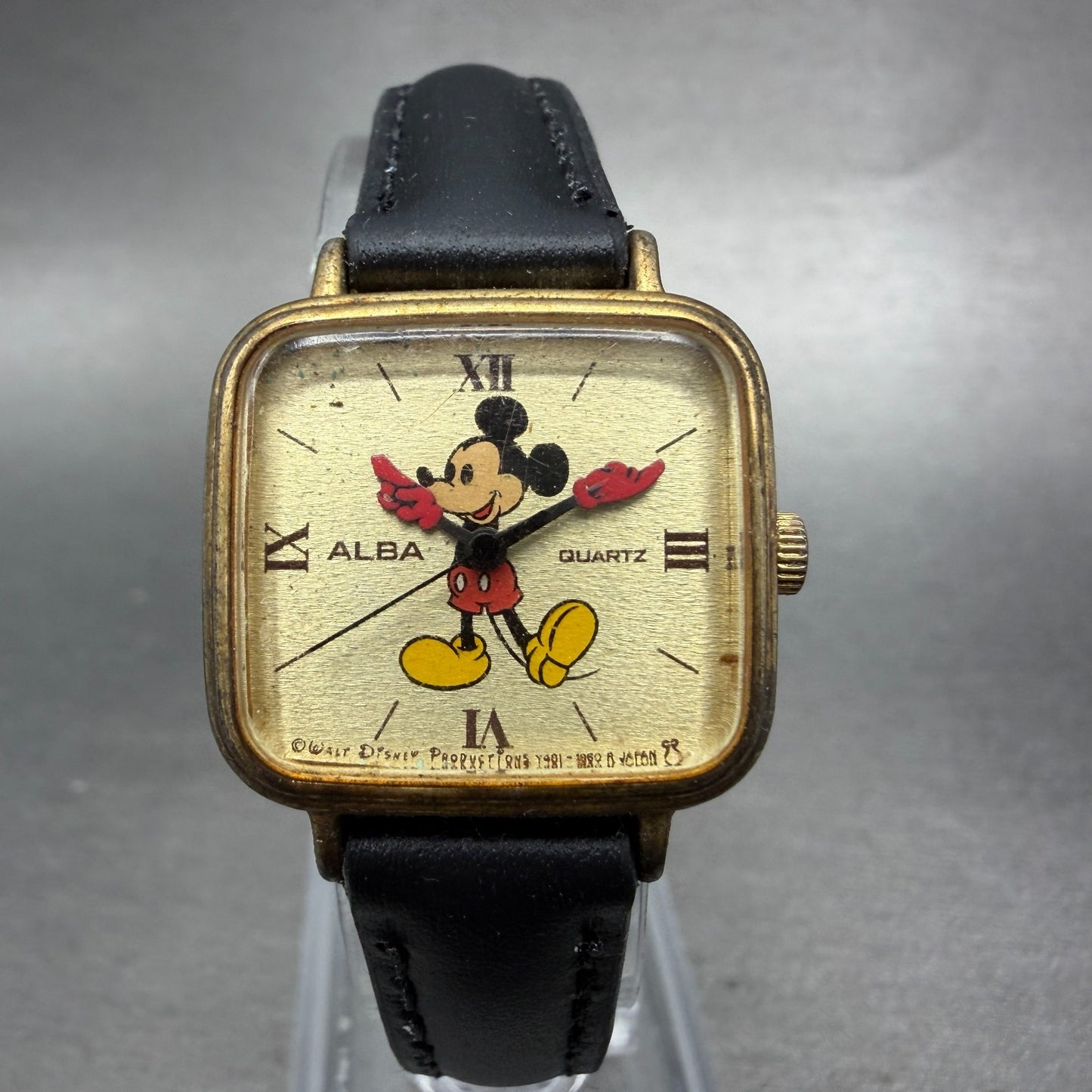 Seiko ALBA Mickey Mouse Watch Women 24mm Champagne Dial Gold Tone New Battery0