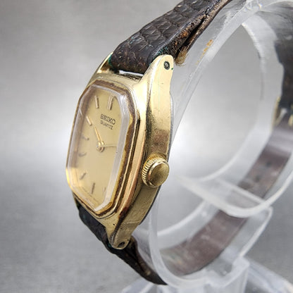 Seiko Tank Watch Women 17mm Champagne Dial Gold Tone 23206559 New Battery3