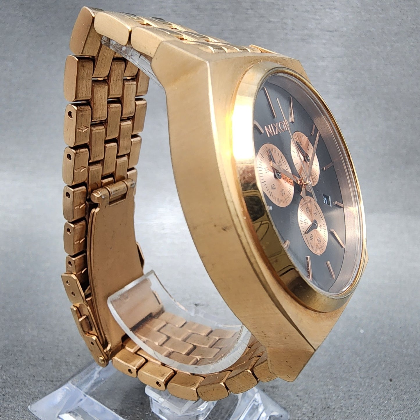 Nixon Time Teller Chrono Watch Women 39mm Gray Dial Rose Gold Tone Date New Batt3