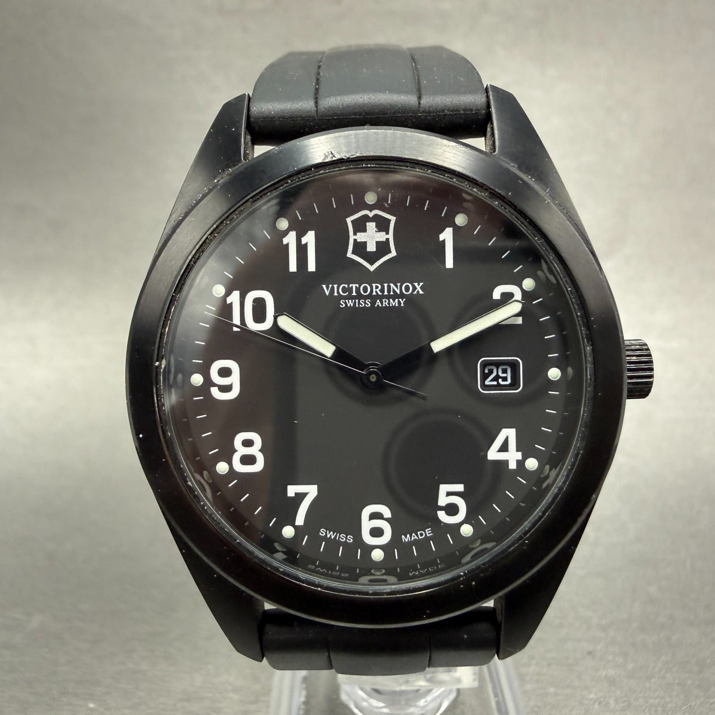 Victorinox Swiss Army Garrison Watch Men 40mm Black Dial Black Case Date PARTS0