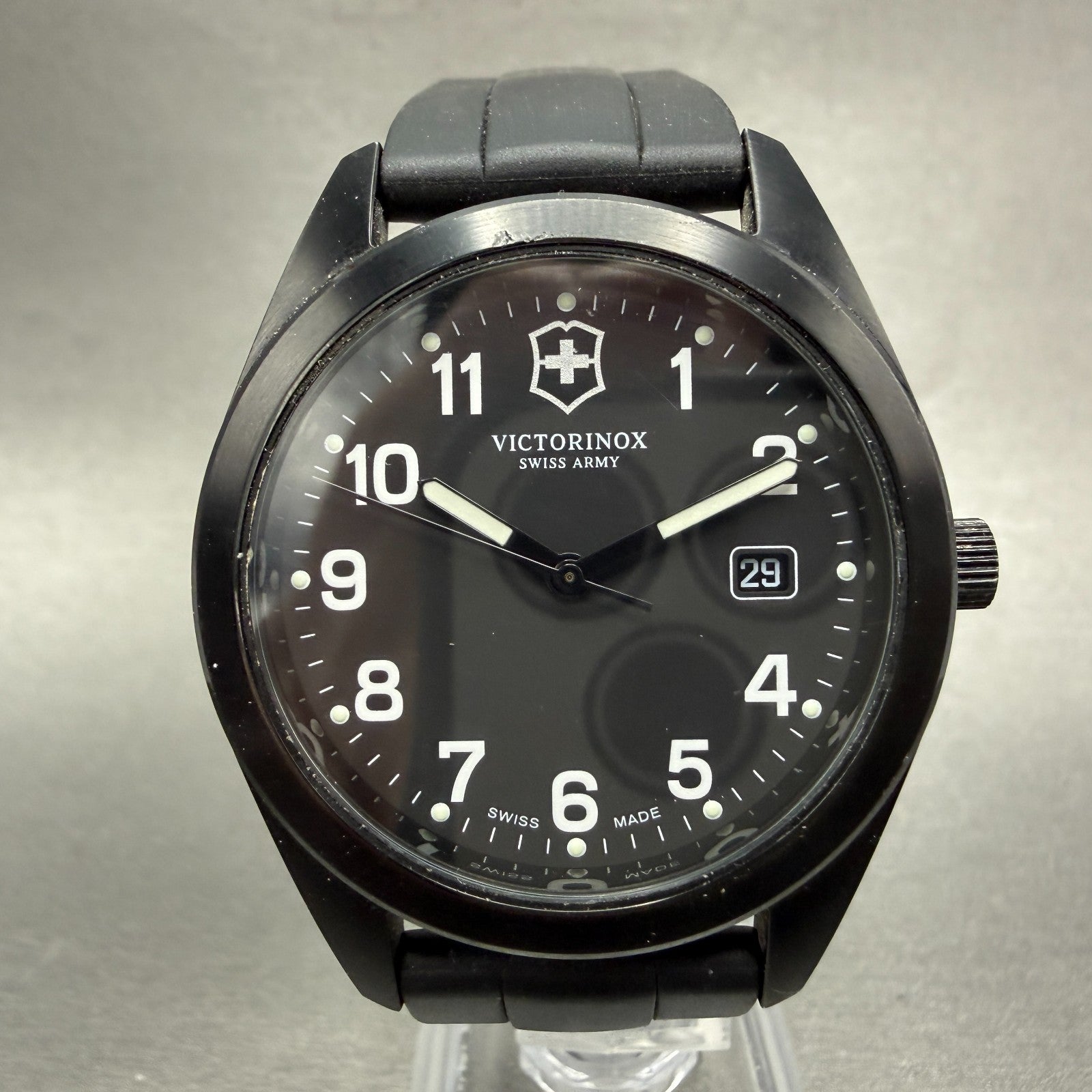 Victorinox Swiss Army Garrison Watch Men 40mm Black Dial Black Case Date PARTS0