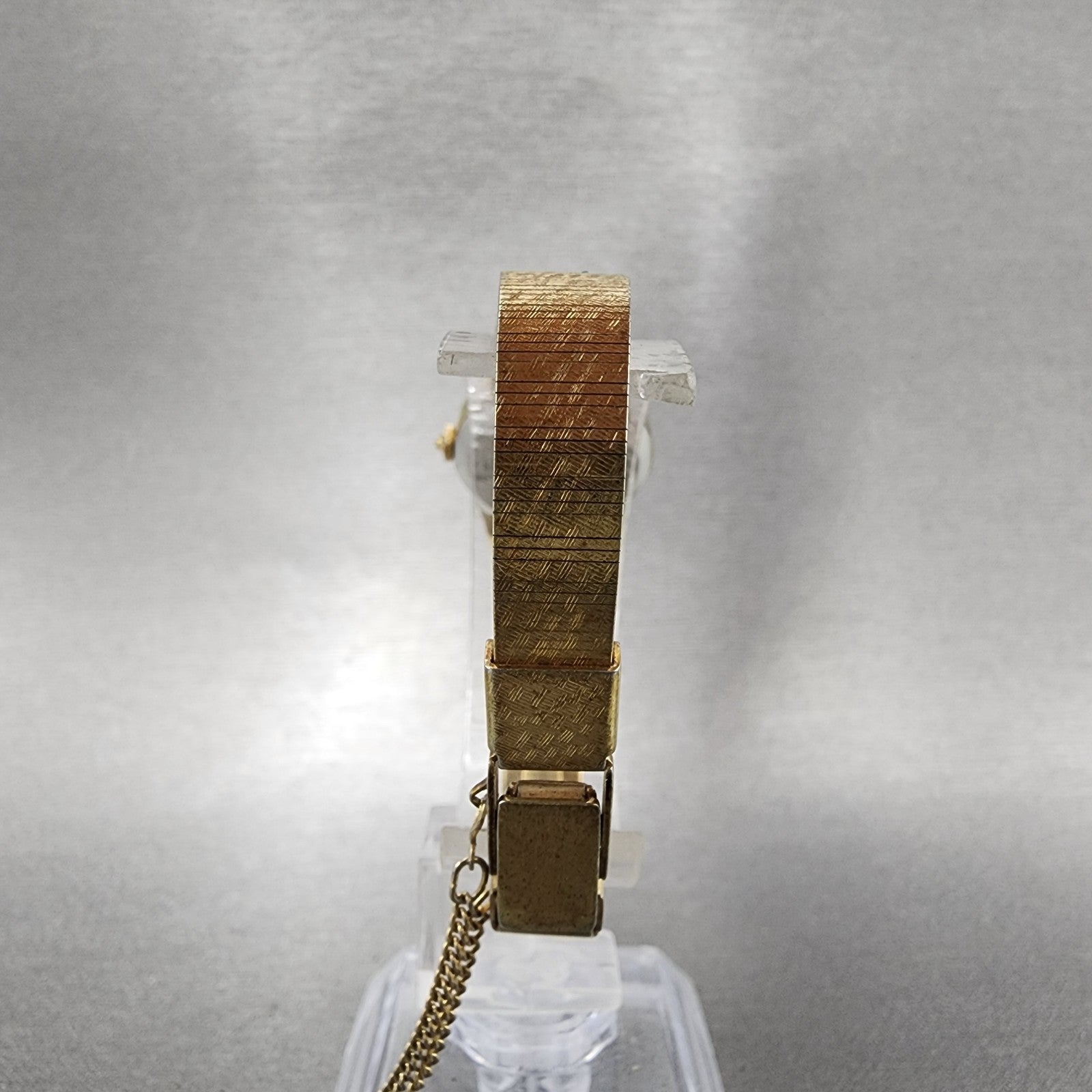 Seiko Watch Women 19mm Gold Dial Gold Tone Round 14000110 New Battery VTG7