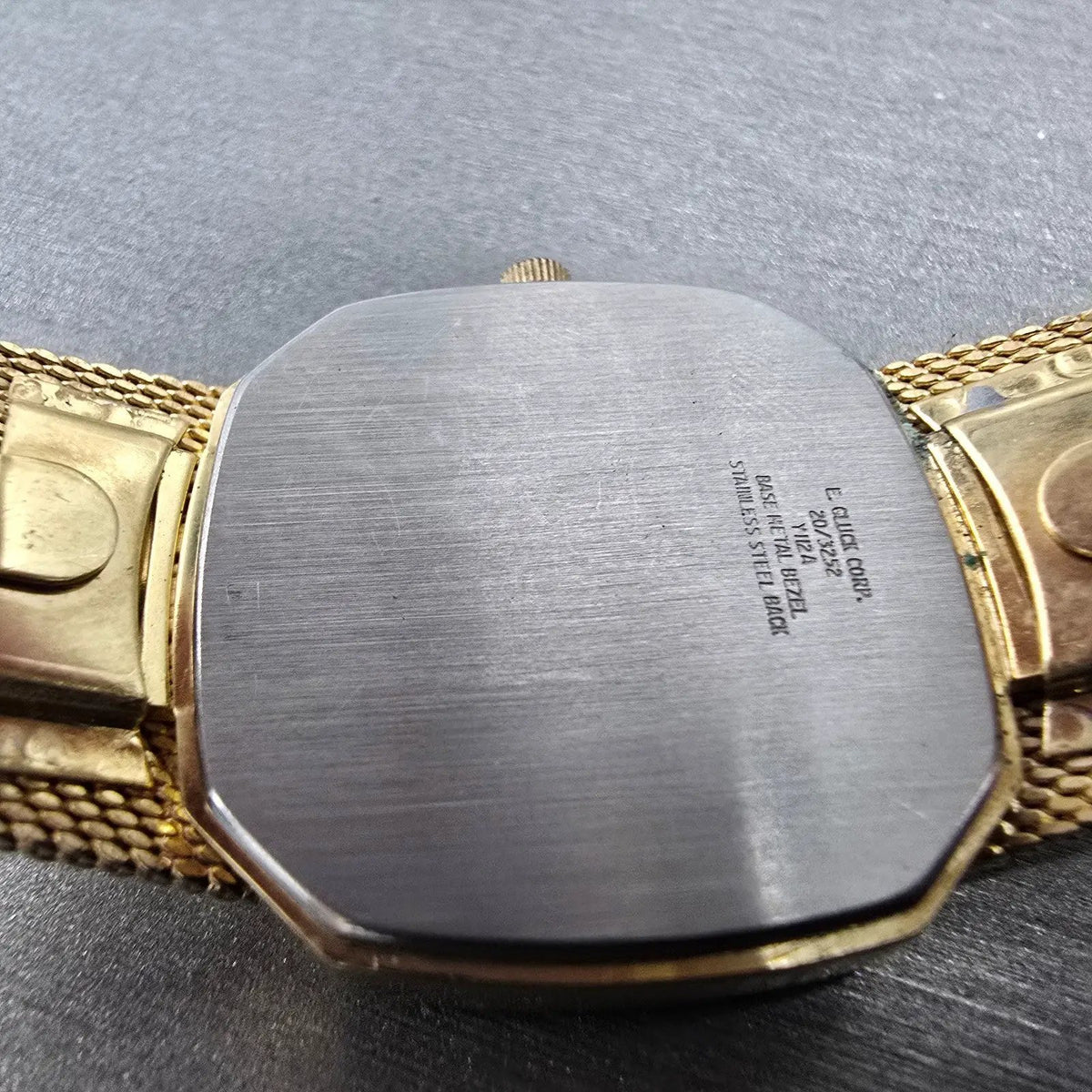 Armitron Deauville Watch Men 31mm Champagne Dial Gold Date PARTS VTG Quartz10