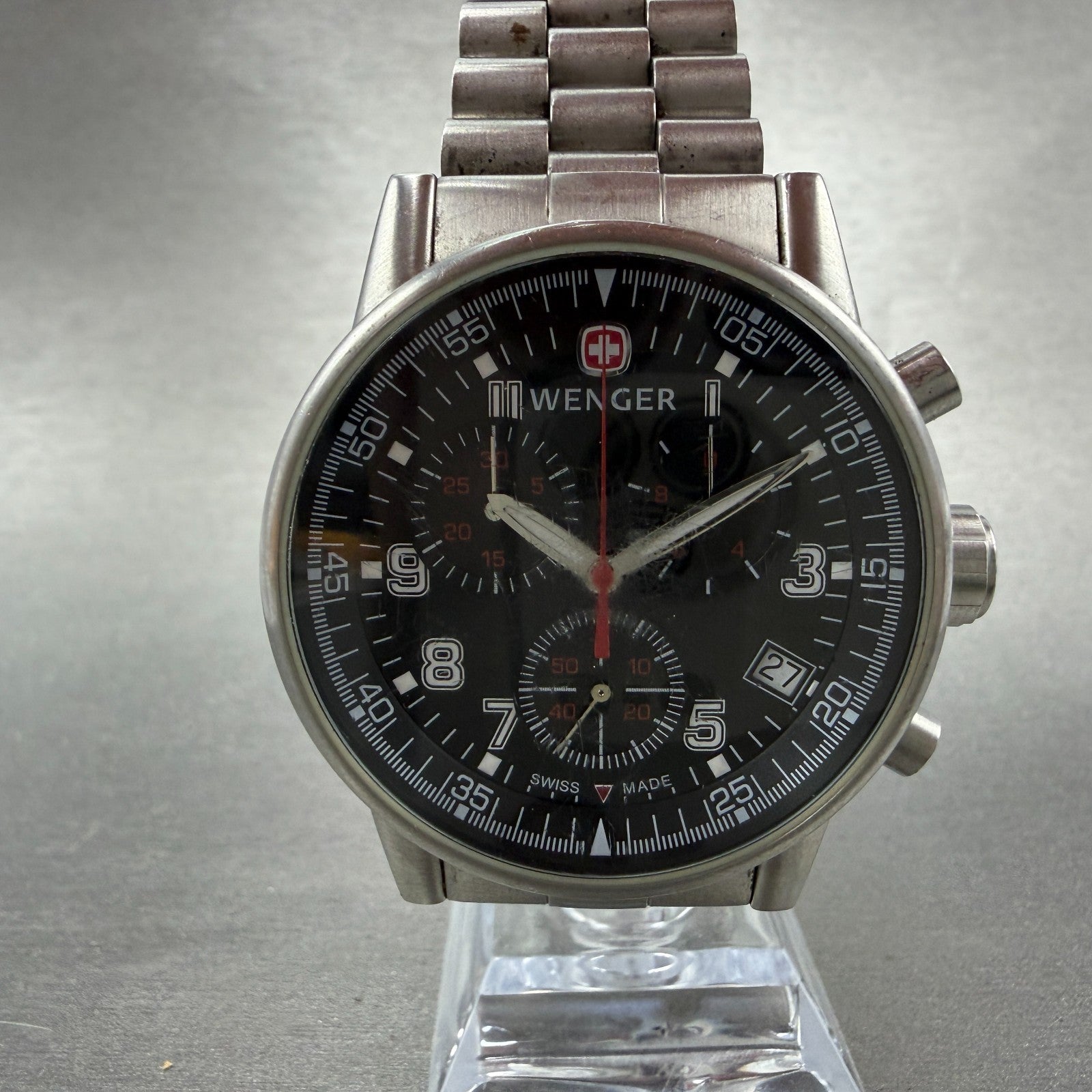 Wenger Chronograph Watch Men 42mm Black Dial Silver Tone Date 7089X New Battery5