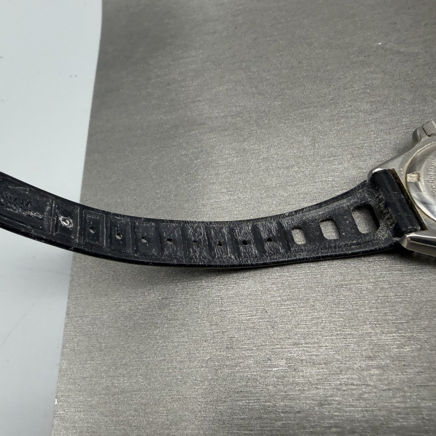 Seiko SQ Divers 150 Watch Women 34mm Black Dial Steel Date 2625-0019 New Battery11