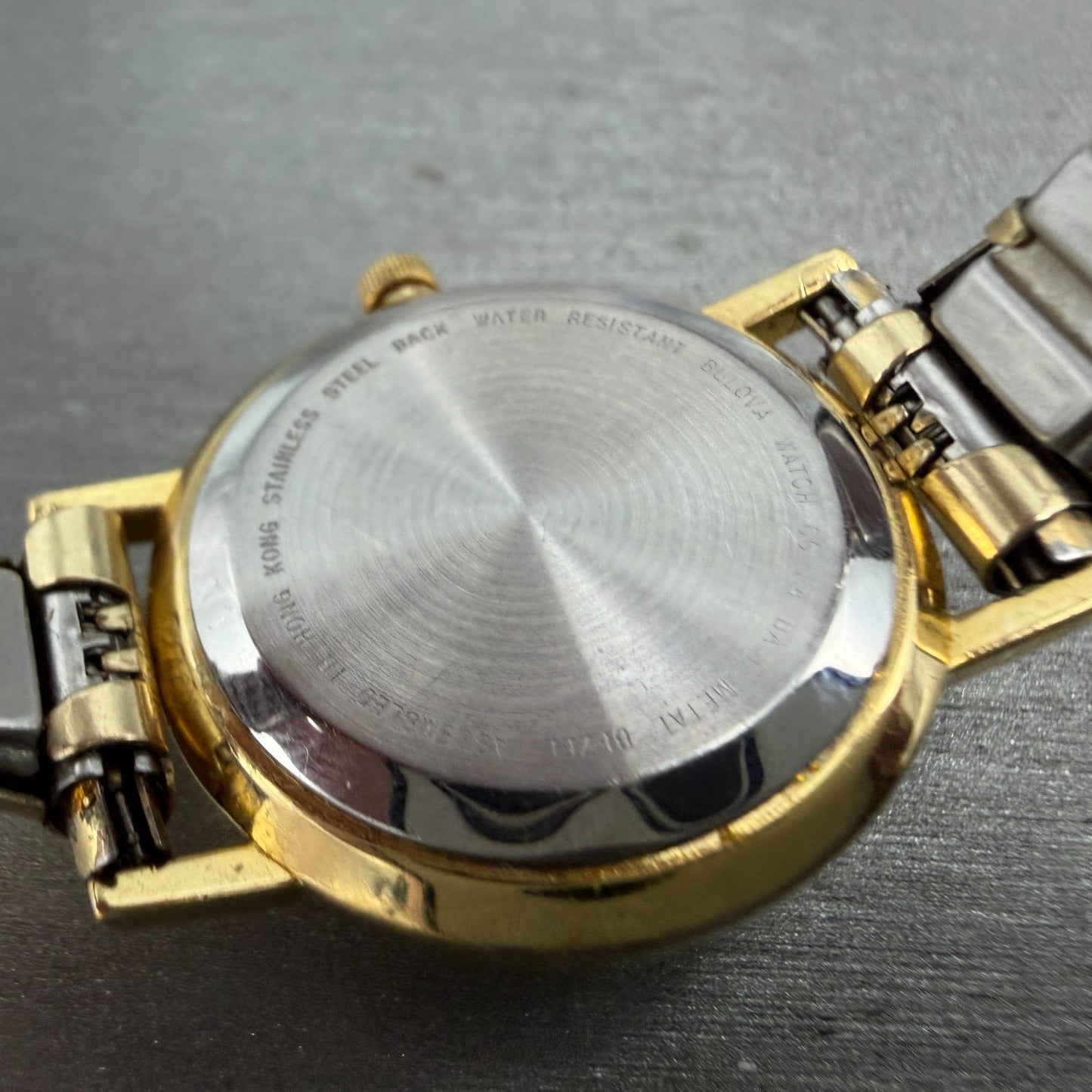 Bulova Watch Women 24mm Champagne Dial Gold Tone Round 84363 New Battery9