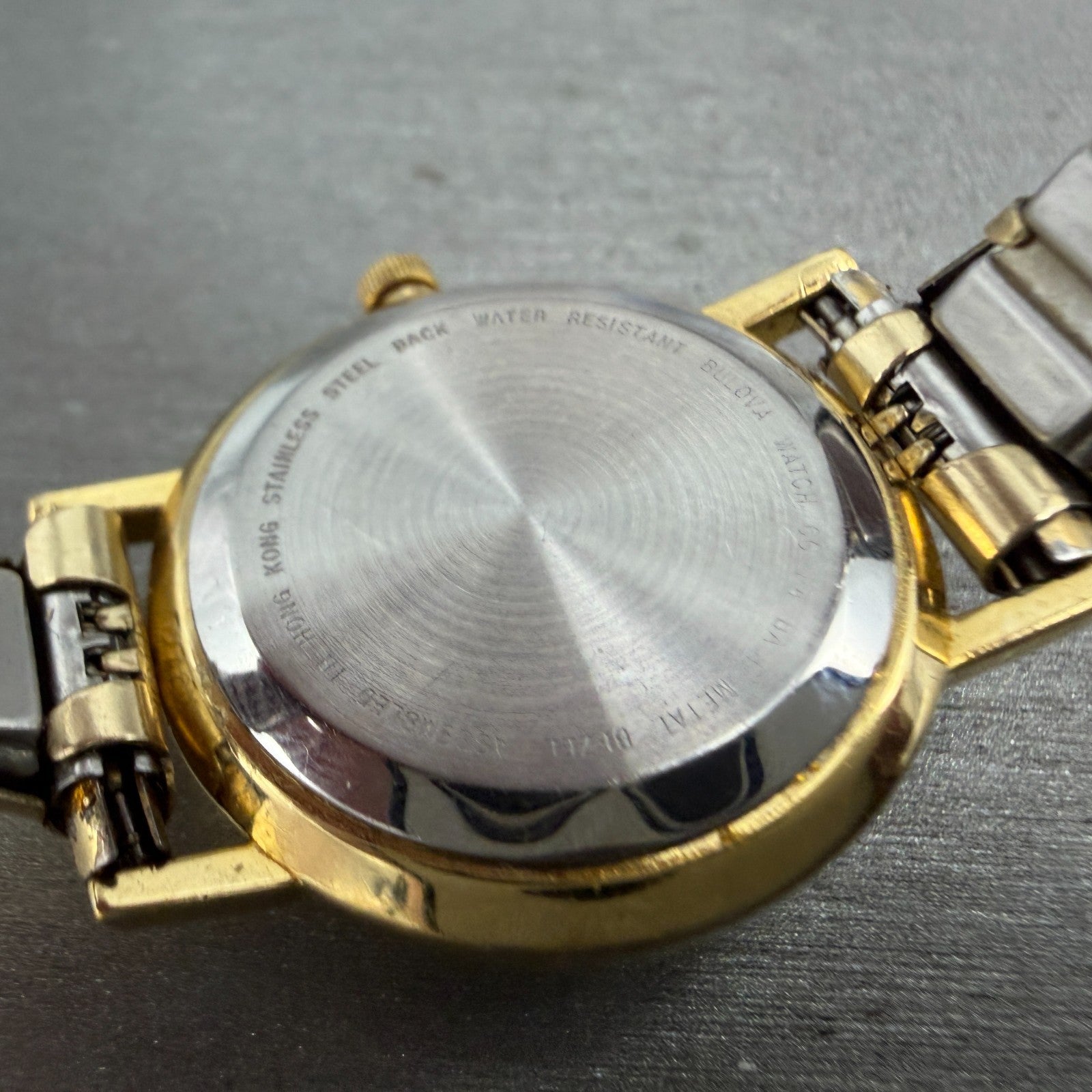 Bulova Watch Women 24mm Champagne Dial Gold Tone Round 84363 New Battery9