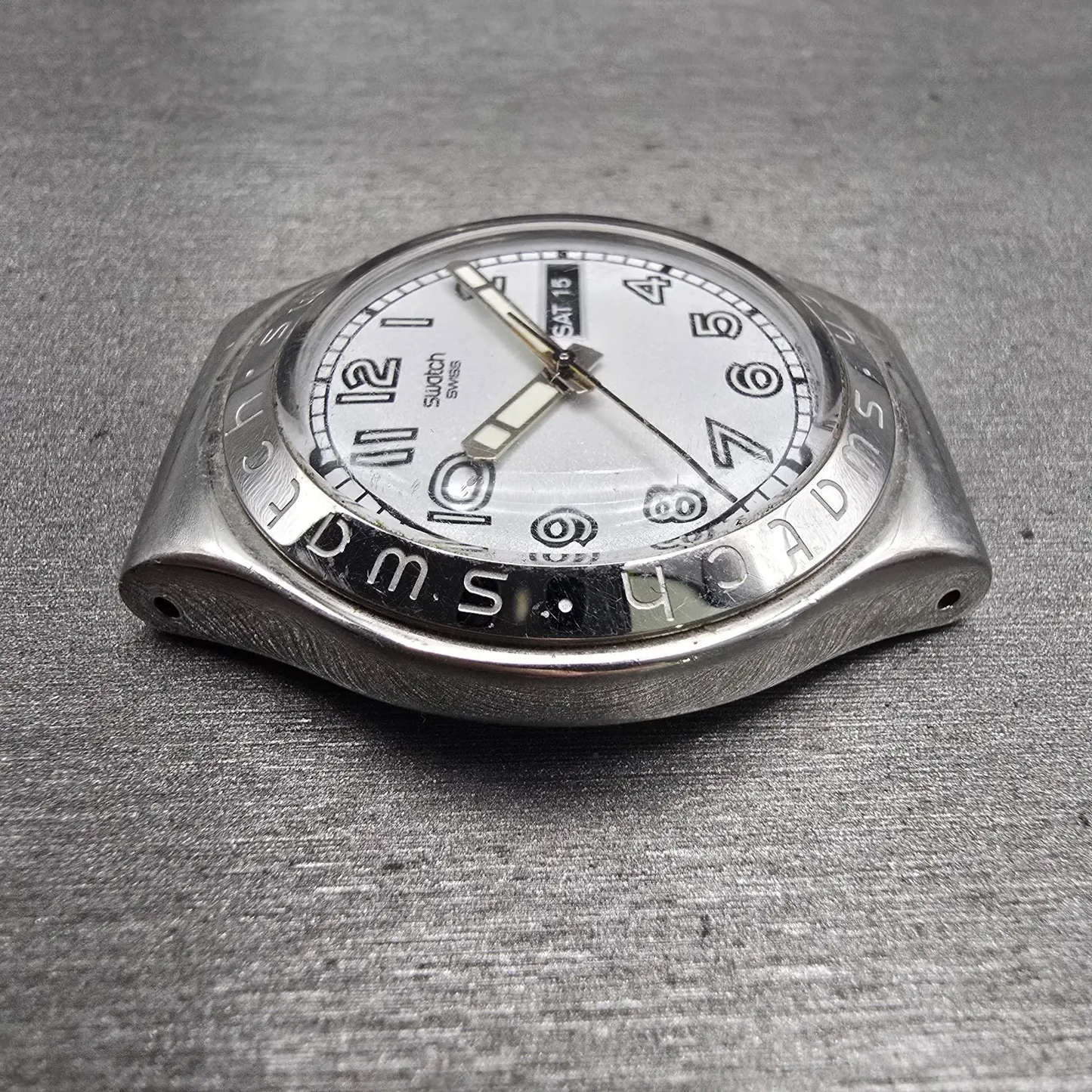Swatch Irony Casse-Cou Watch Men 37mm Silver Dial Steel YGS732 Daydate New Batt3
