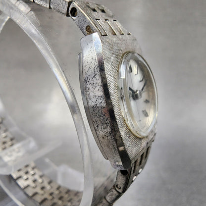 Seiko Watch Women 16mm Silver Dial Silver Tone Oval Manual 117060 Runs3