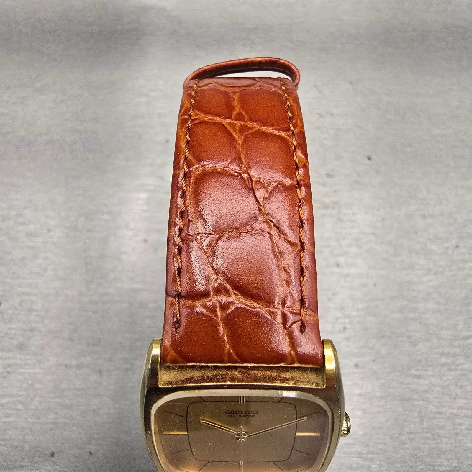 Seiko Watch Men 28mm Gold Dial Gold Tone Rectangle 6530-5020 New Battery Vintage4