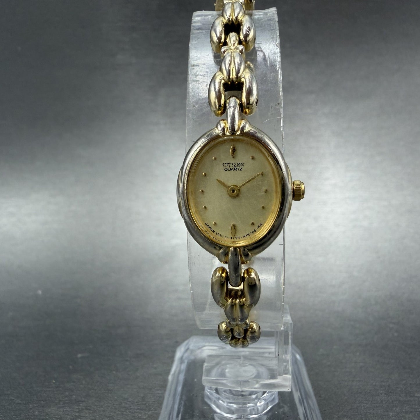 Citizen Watch Women 16mm Champagne Dial Gold Tone Oval 3220-S36483 New Battery5