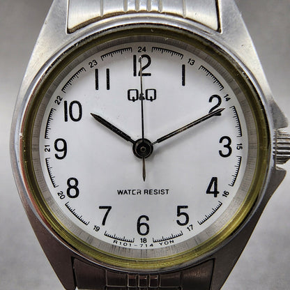Citizen Q&Q Watch Women 26mm White Dial Silver Tone Round New Battery1