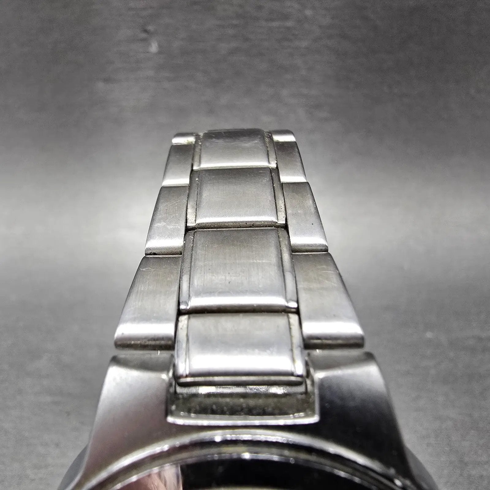 Seiko Alba Solar Watch Men 36mm Blue Dial Silver Tone Date Round V145-0BG0 Runs4