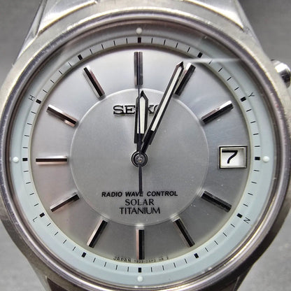 Seiko Solar Watch Men 38mm Silver Dial Titanium Date Atomic 7B22-0AD0 PARTS2
