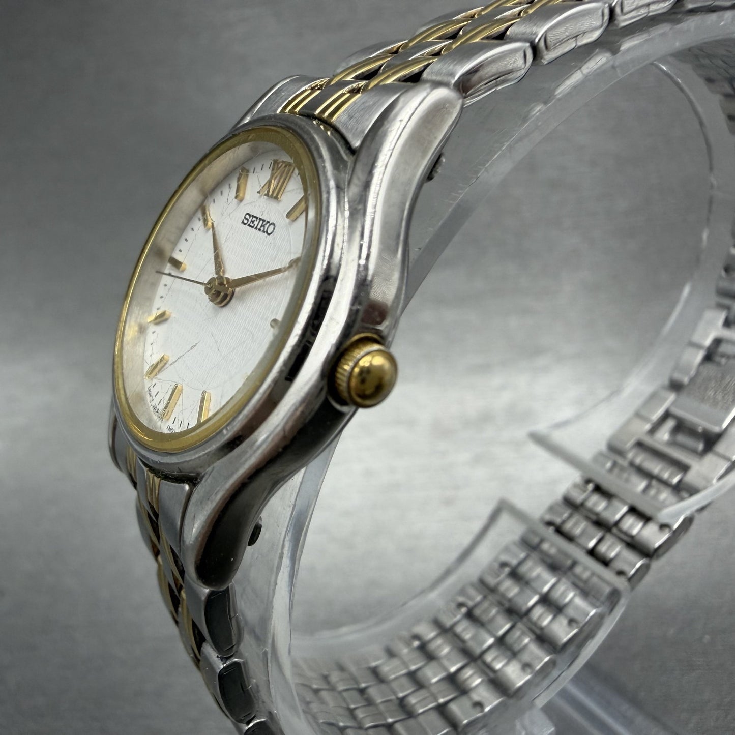 Seiko Watch Women 24mm White Dial Two Tone Round 1N010K10 New Battery VTG2