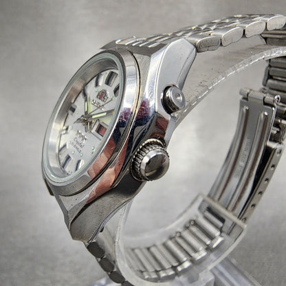 Orient Tristar Automatic Watch Women 27mm Silver Dial Steel Daydate Round Runs2