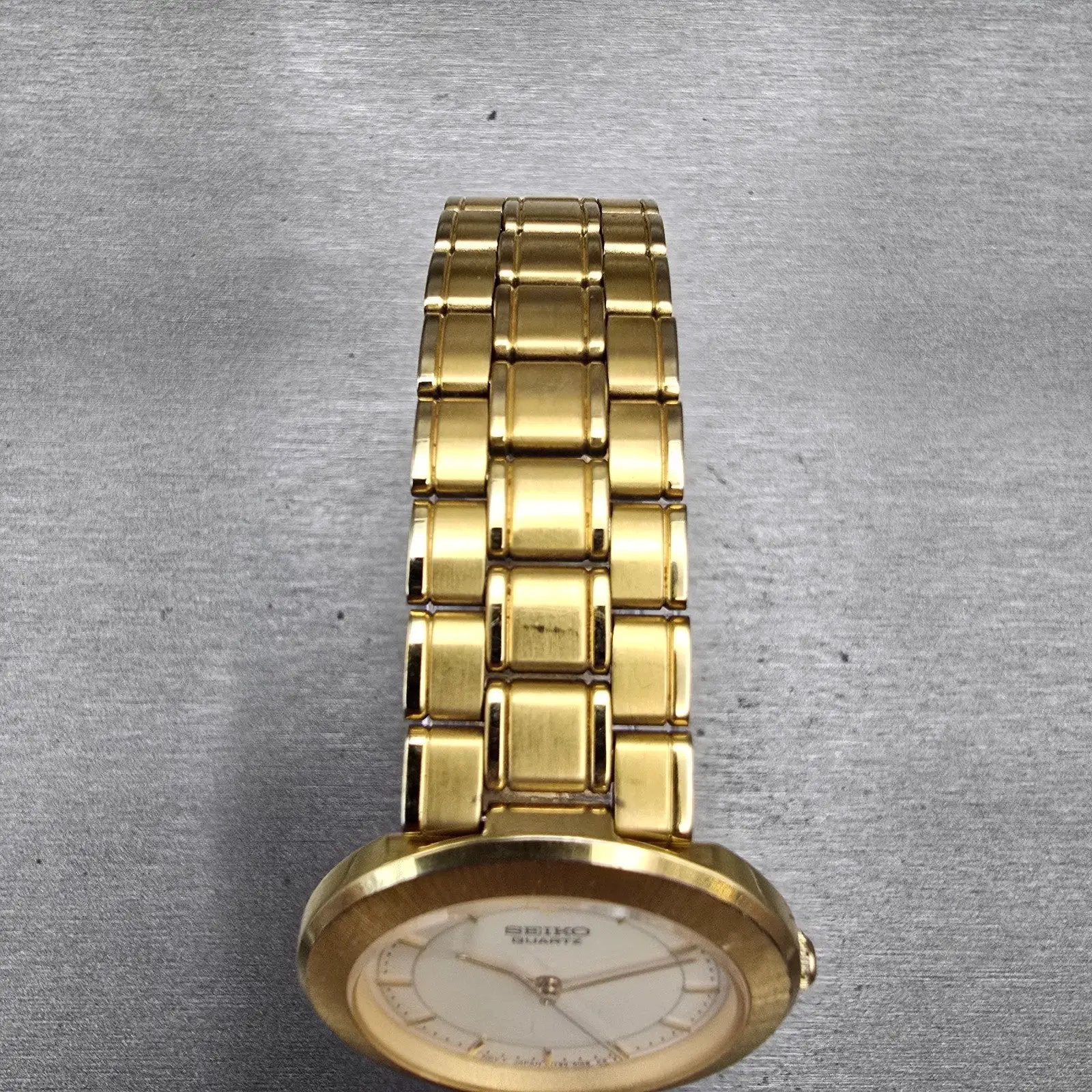 Seiko Watch Men 31mm Cream Dial Gold Tone Round 5Y95-6110 New Battery Vintage4