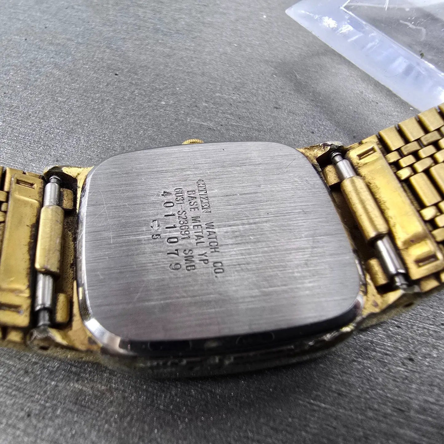 Citizen CQ Watch Men 27mm Champagne Dial Gold Tone Rectangle 6031-S23691 PARTS9
