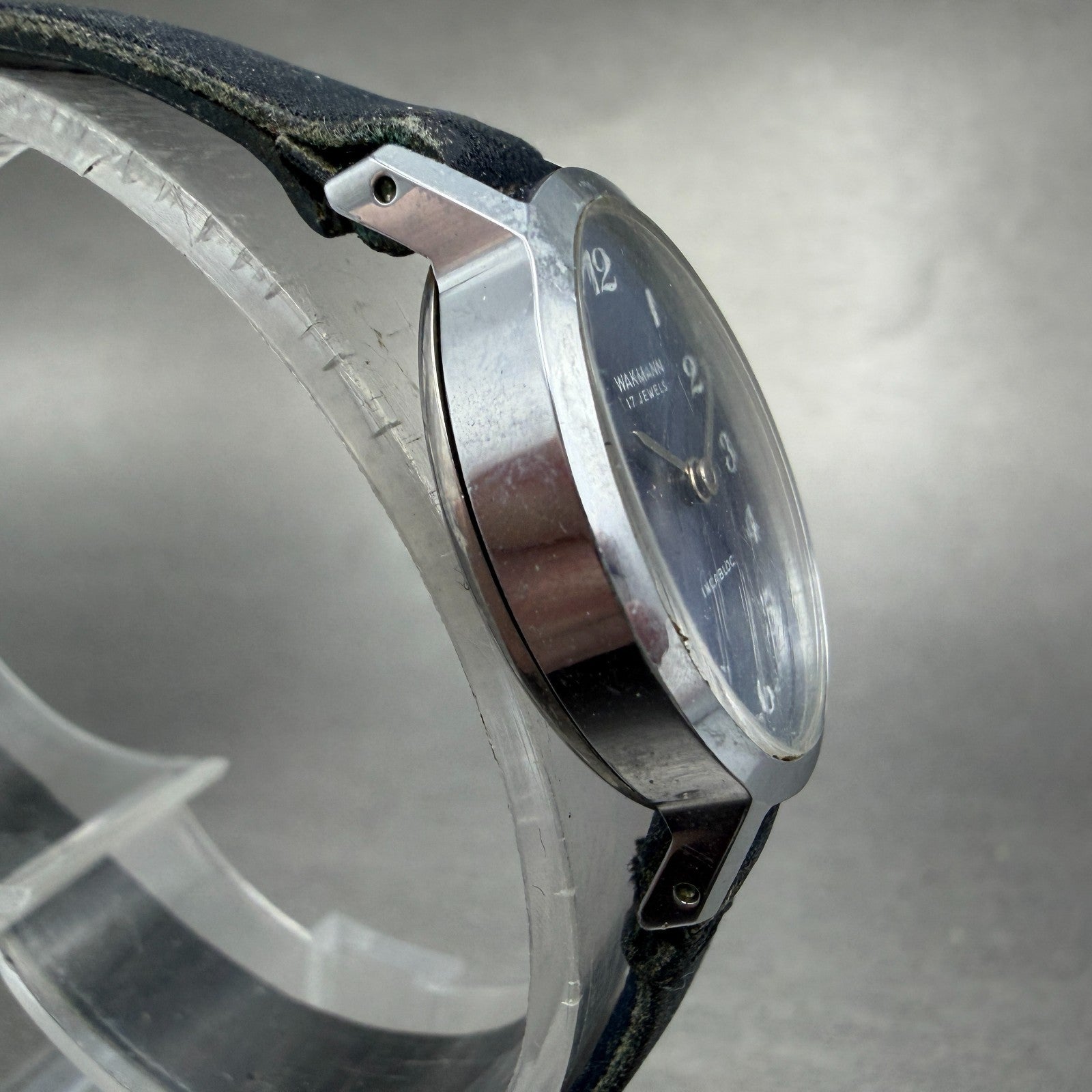 Wakmann Watch Women 20mm Blue Dial Silver Tone Oval Manual Wind Runs Vintage3