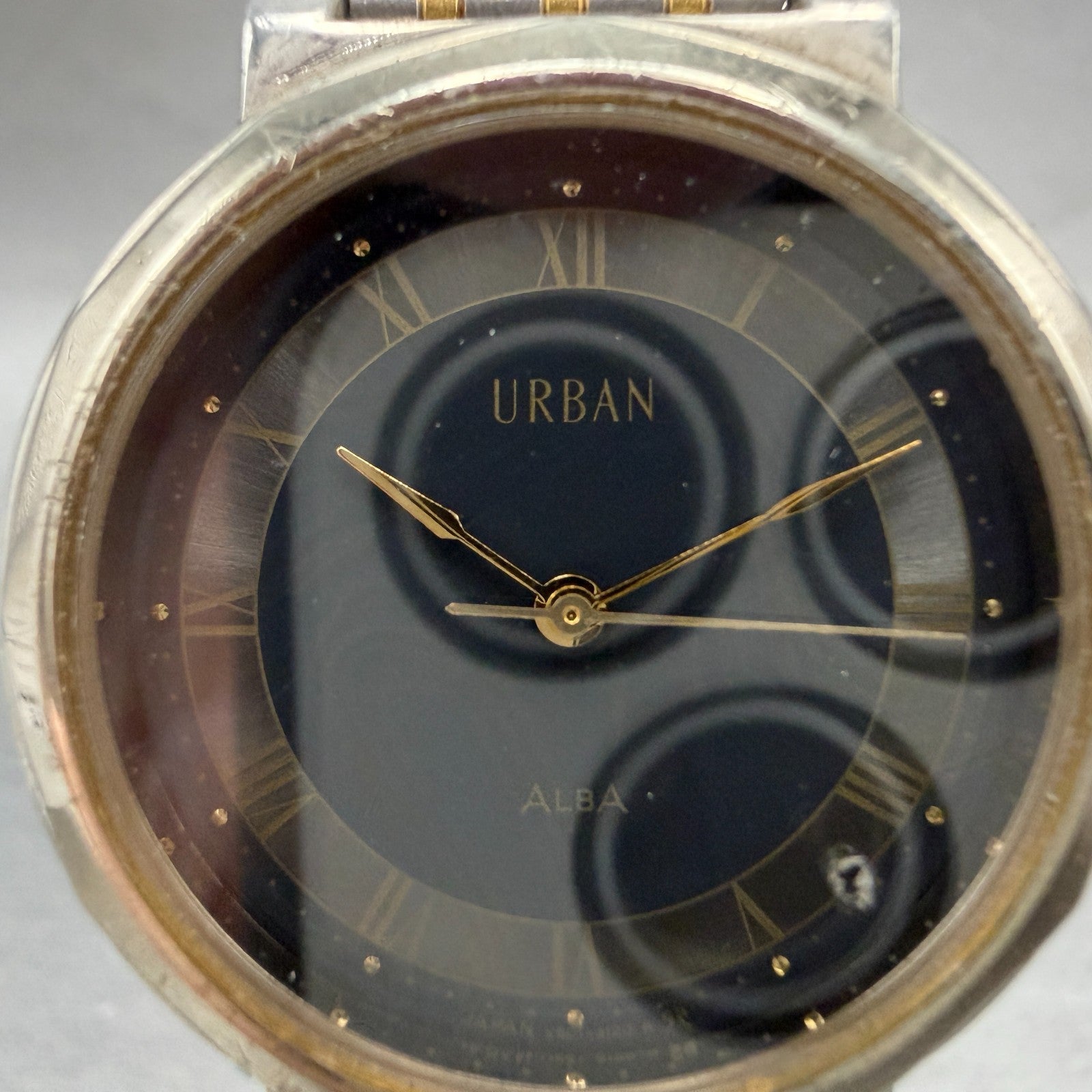 Seiko Alba Urban Watch Men 31mm Black Dial Two Tone Round V801-0910 New Battery1