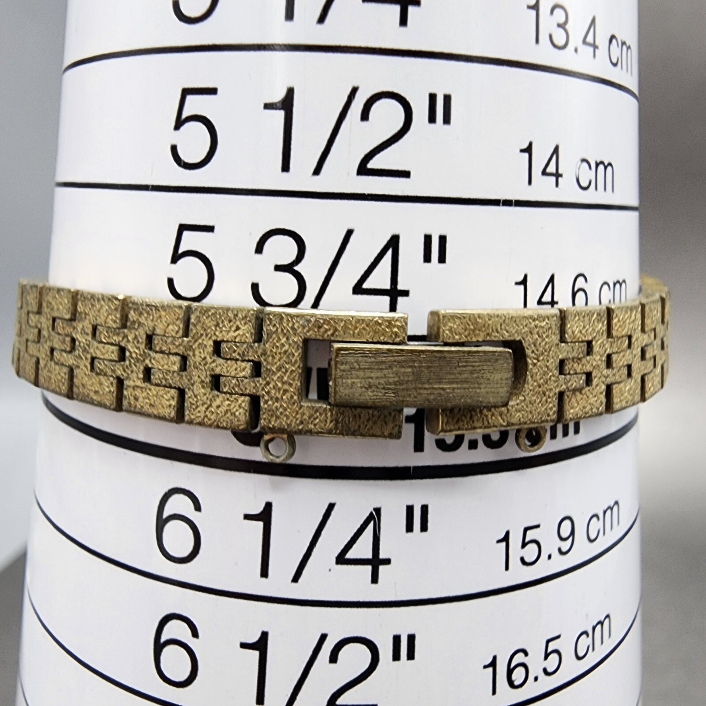 Seiko Watch Women 17mm Champange Dial Gold Tone Round 2C200209 New Battery13