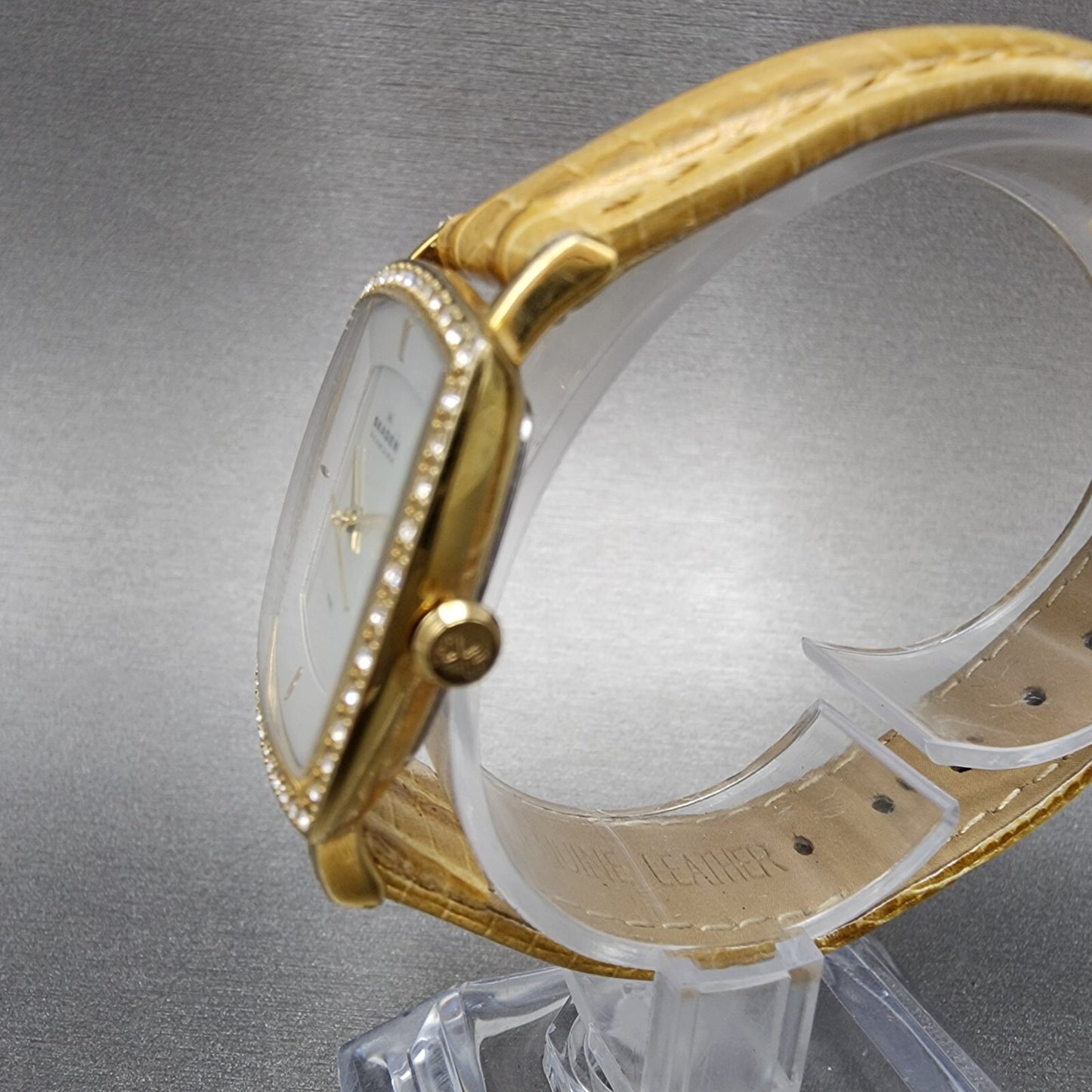 Skagen Watch Women 28mm MOP Dial Gold Tone Rectangle MK348SGL8B New Battery