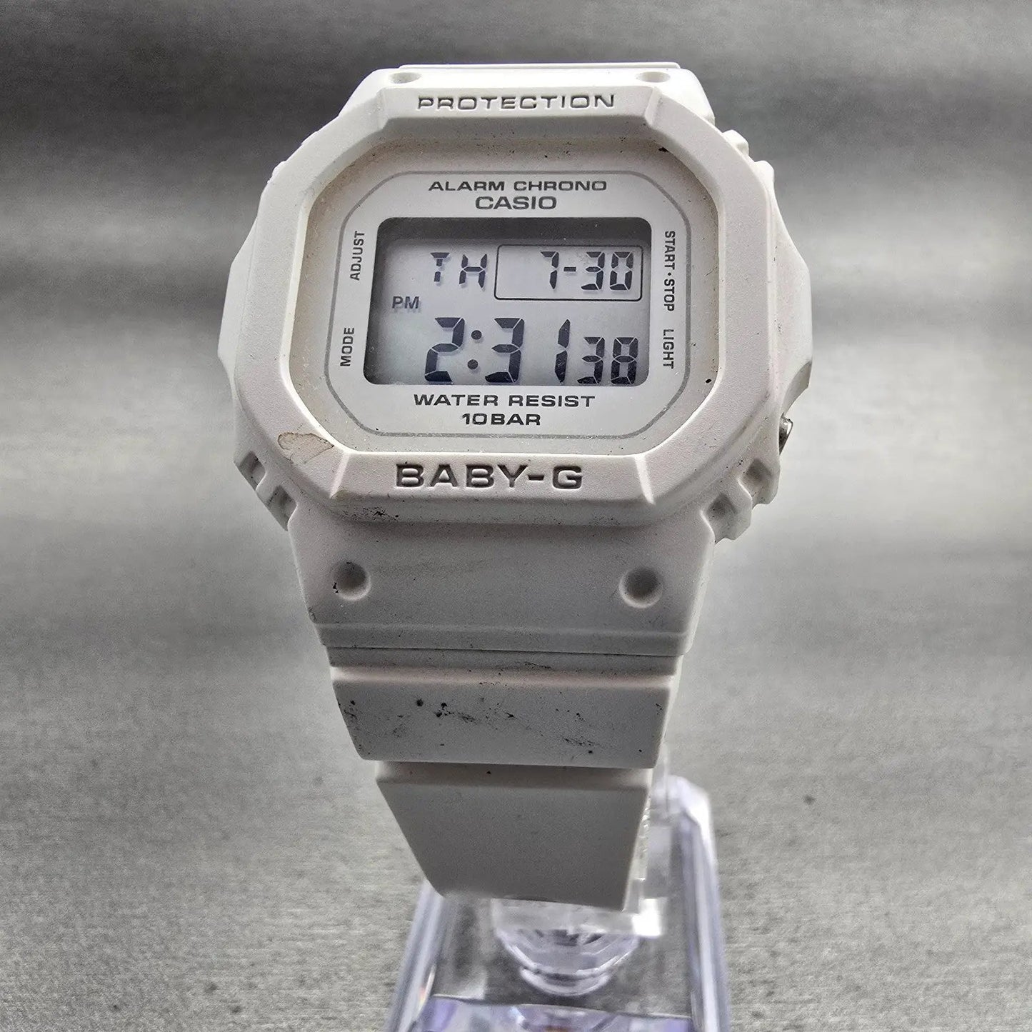 Casio Baby-G BGD-565 Watch Women 38mm White Dial White Chrono Alarm New Battery5