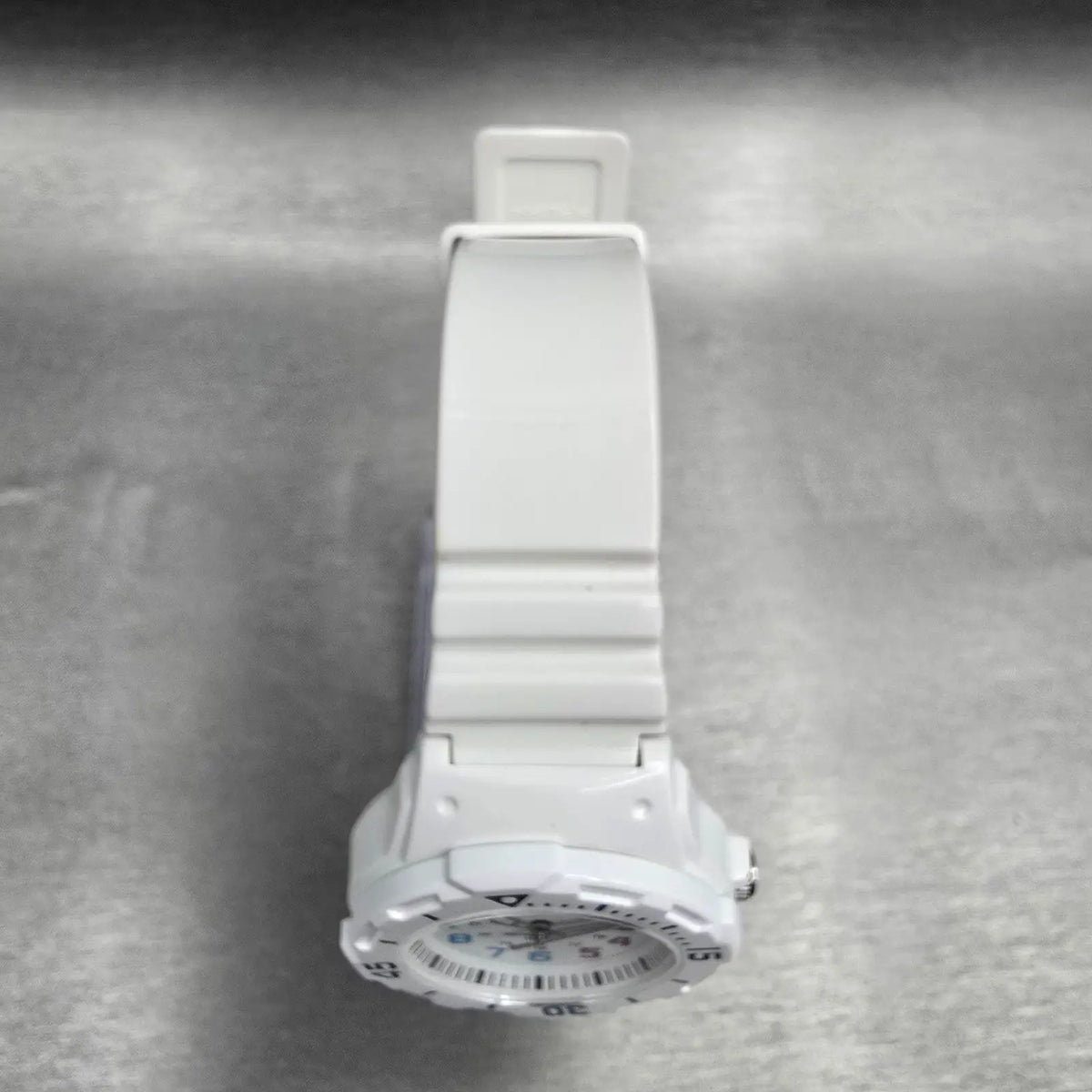 Casio Diver Watch Women 33mm White Dial White Tone Date Round LRW-200H New Batt4