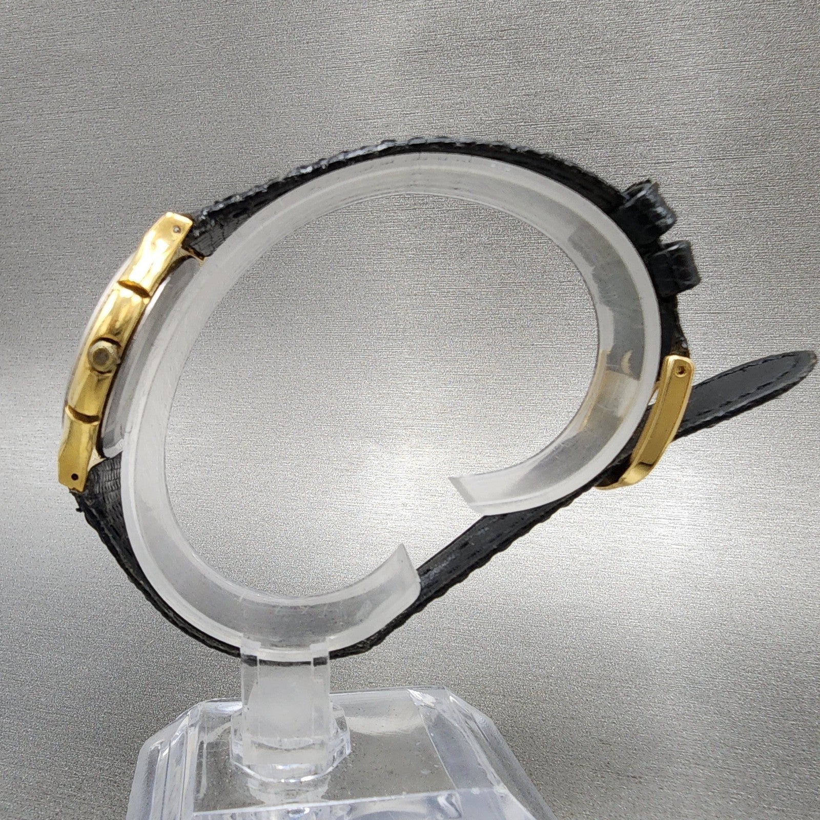 Yves Saint Laurent Watch Women 30mm White Dial Gold Tone Round New Battery6