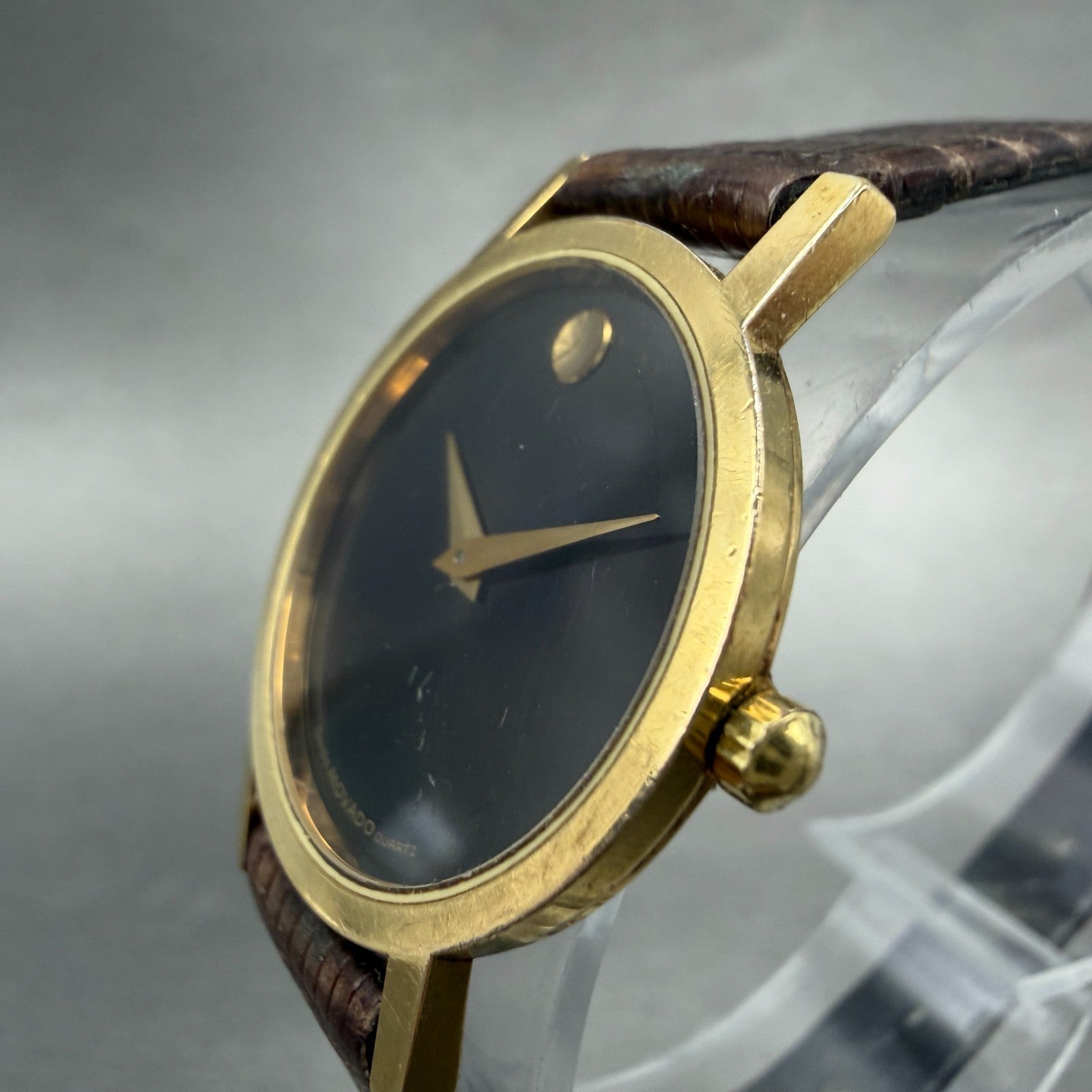 Movado Muesem Watch Women 25mm Black Dial Gold Tone Round 87-25-832 PARTS3