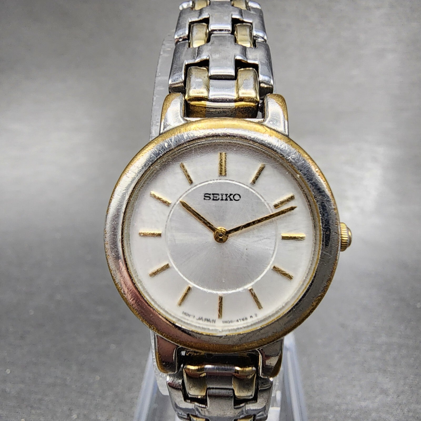 Seiko Watch Women 24mm White Dial Two Tone Round 1N001E19 New Battery A1230