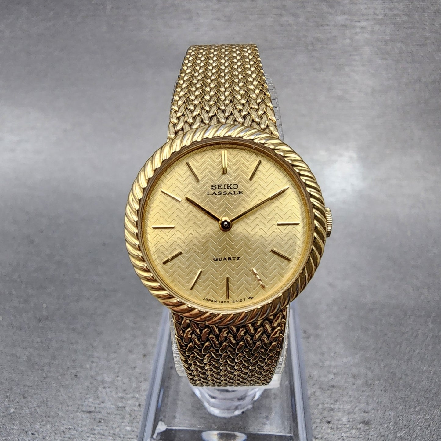 Seiko Lassale Watch Women 22mm Champagne Dial Gold Tone 14000479 New Battery0