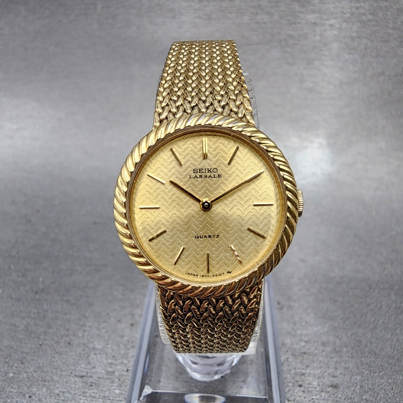 Seiko Lassale Watch Women 22mm Champagne Dial Gold Tone 14000479 New Battery0
