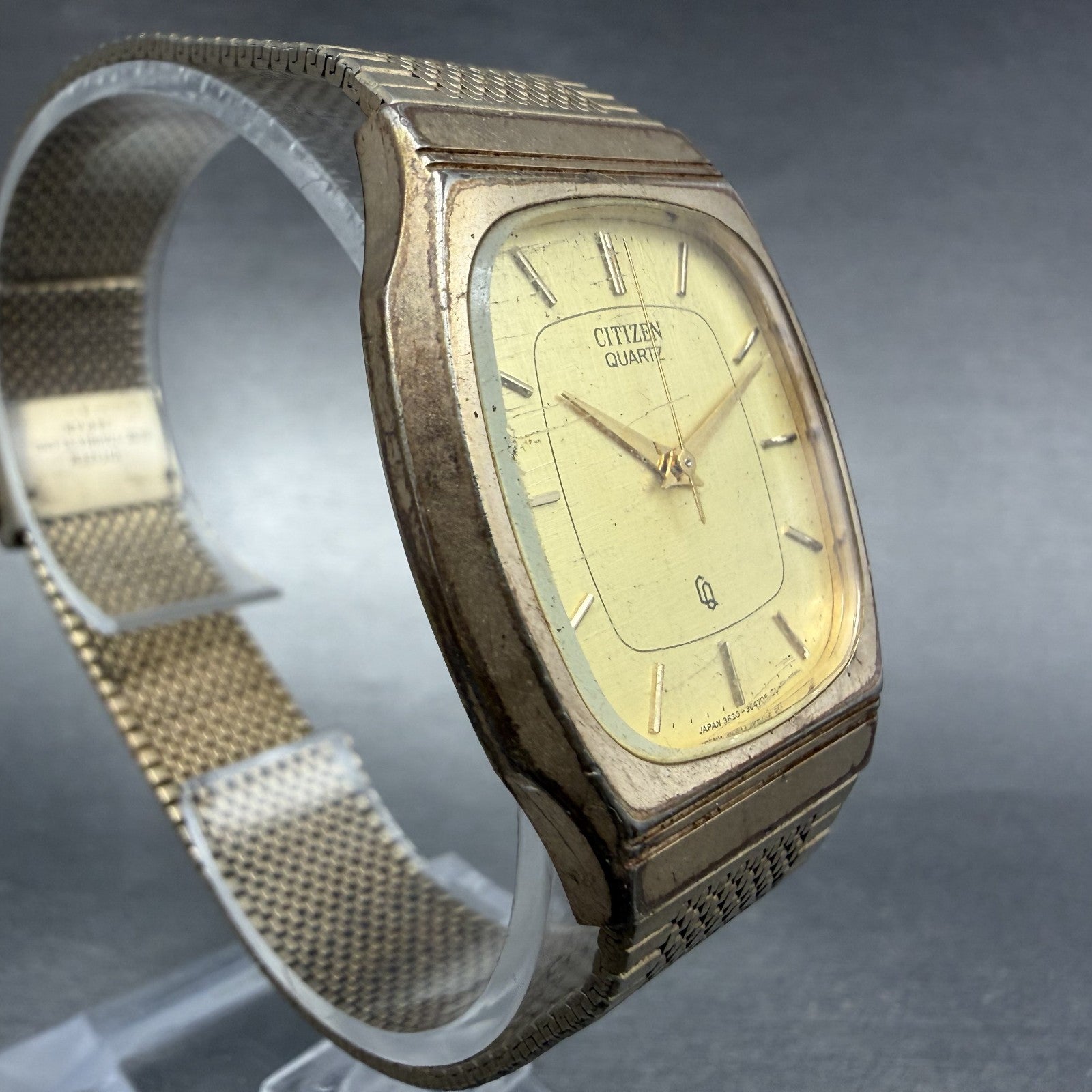 Citizen CQ Tank Watch Men 30mm Champagne Dial Gold Tone Rectangle New Batt VTG3