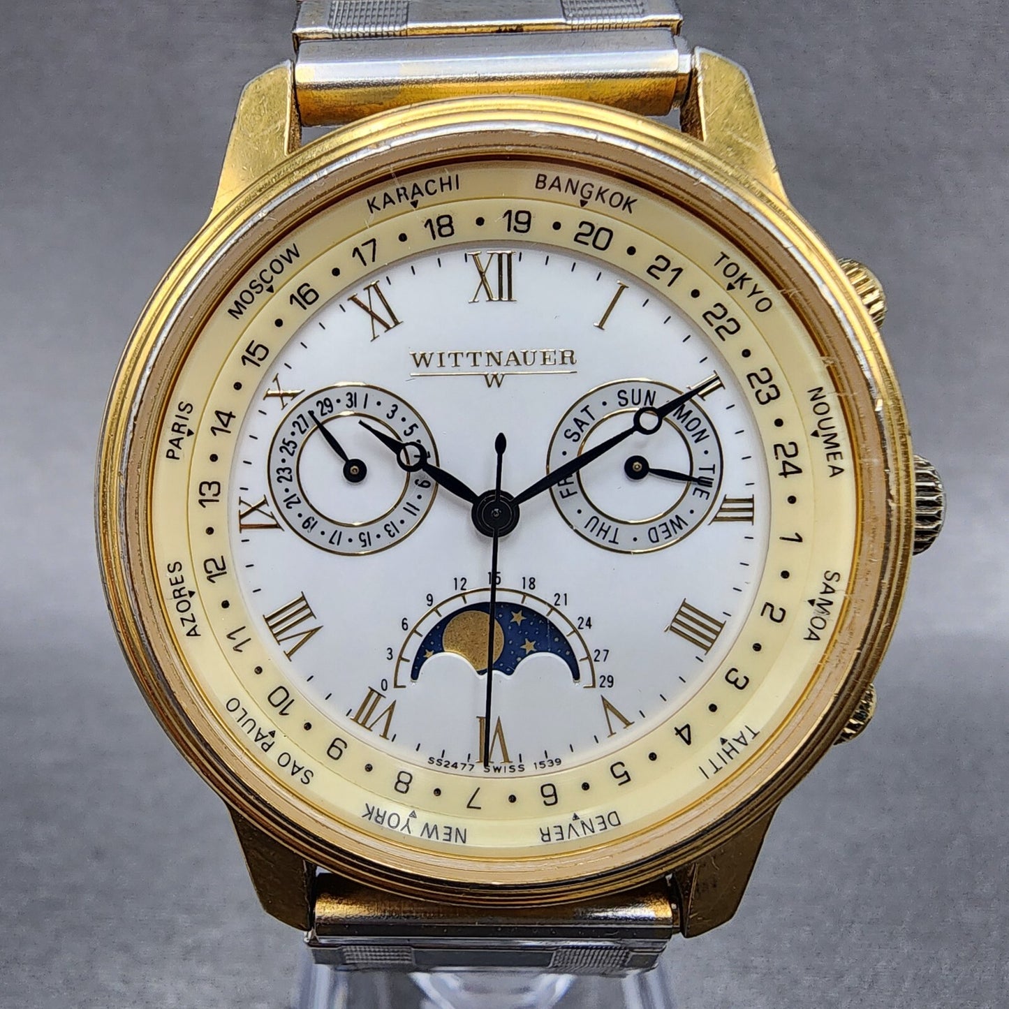 Wittnauer Moonphase Watch Men 37mm White Dial Gold Tone Daydate Round New Batt1