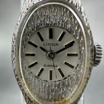 Citizen Watch Women 15mm Silver Dial Silver Toe Oval Manual 4-680758 Runs VTG1