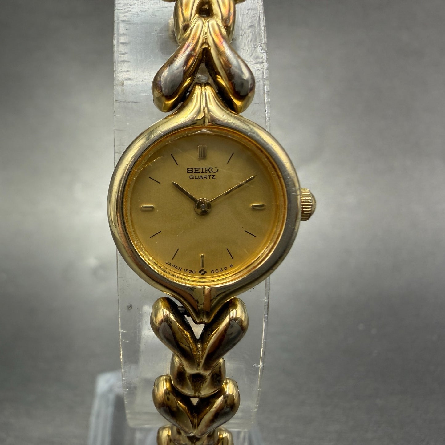 Seiko Watch Women 17mm Champagne Dial Gold Tone Round 1F20-0B20 New Battery0