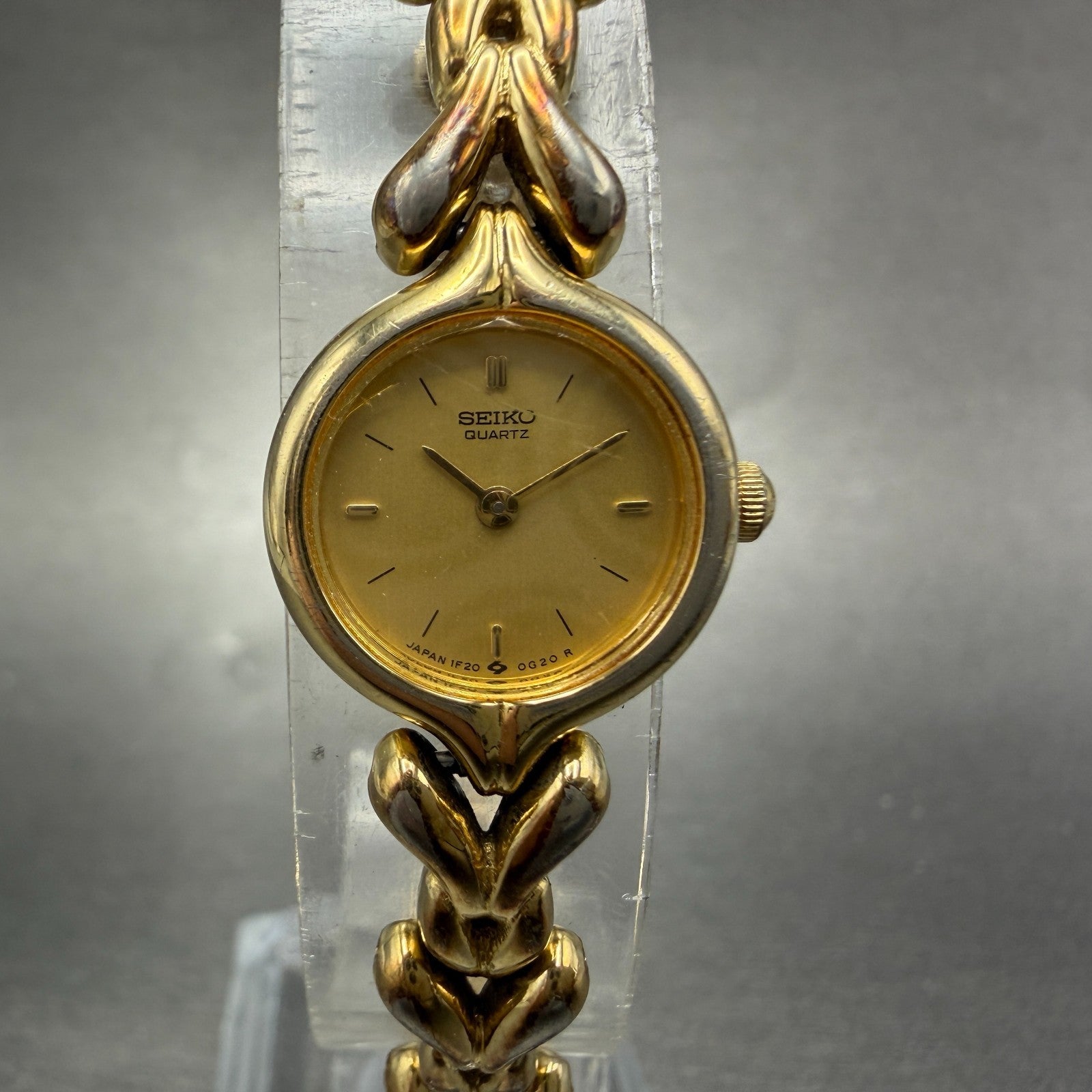 Seiko Watch Women 17mm Champagne Dial Gold Tone Round 1F20-0B20 New Battery0