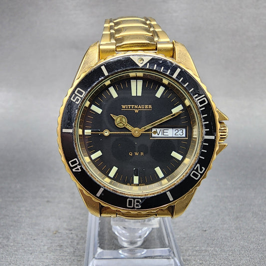 Wittnauer QWR Dive Watch Men 38mm Black Dial Gold Tone Daydate Round New Battery0