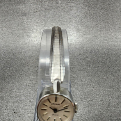 Wittnauer Geneve Watch Women 17mm Silver Dial Silver Tone NOS Oval Manual Wind5