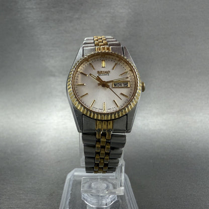 Seiko Watch Women 24mm White Dial Two Tone Daydate Round 7N83-0049 New Batt NJHA5