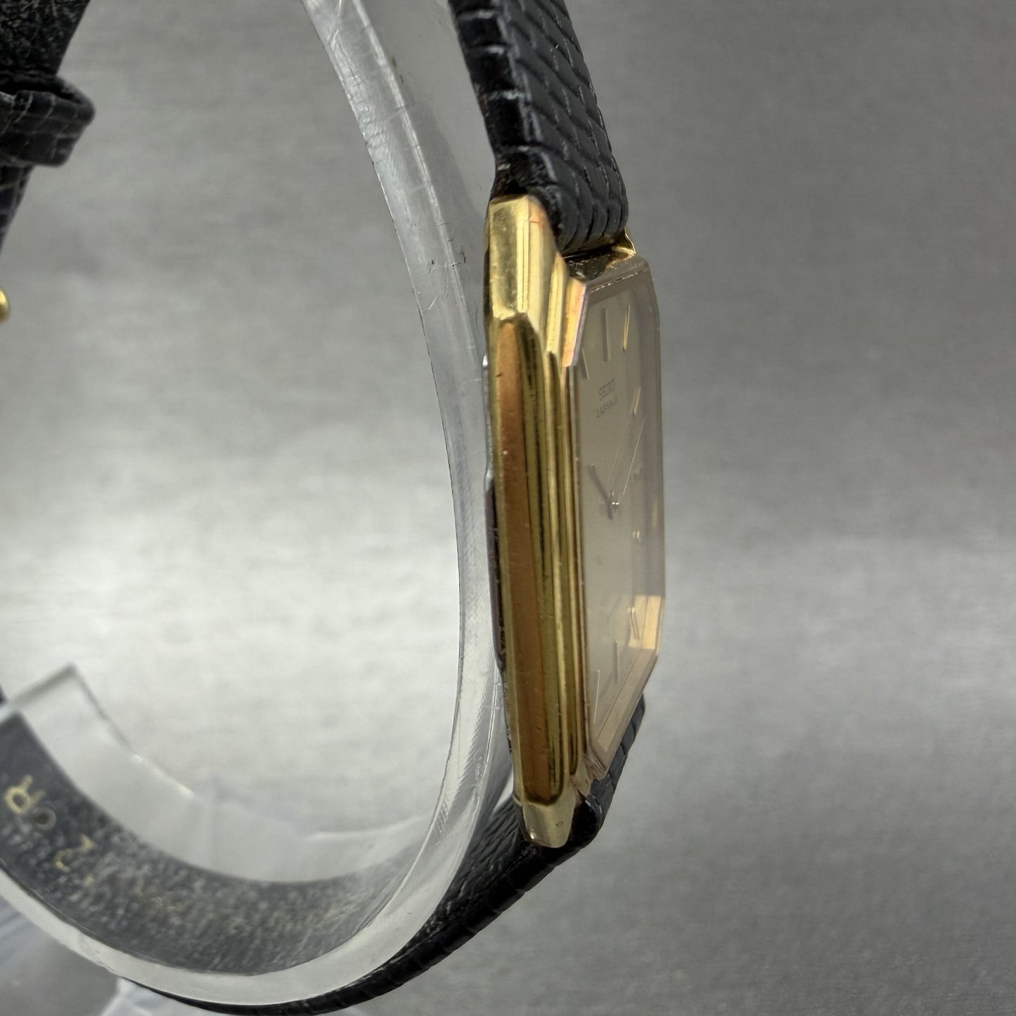 Seiko Lassale Tank Watch Women 20mm Champagne Dial Gold Tone 6730-5299 New Batt3