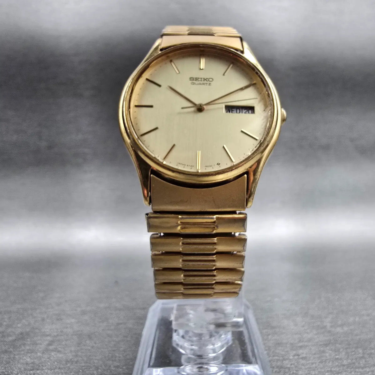 Seiko Watch Men 34mm Champagne Dial Gold Tone Daydate Round 5Y23-8039 New Batt895