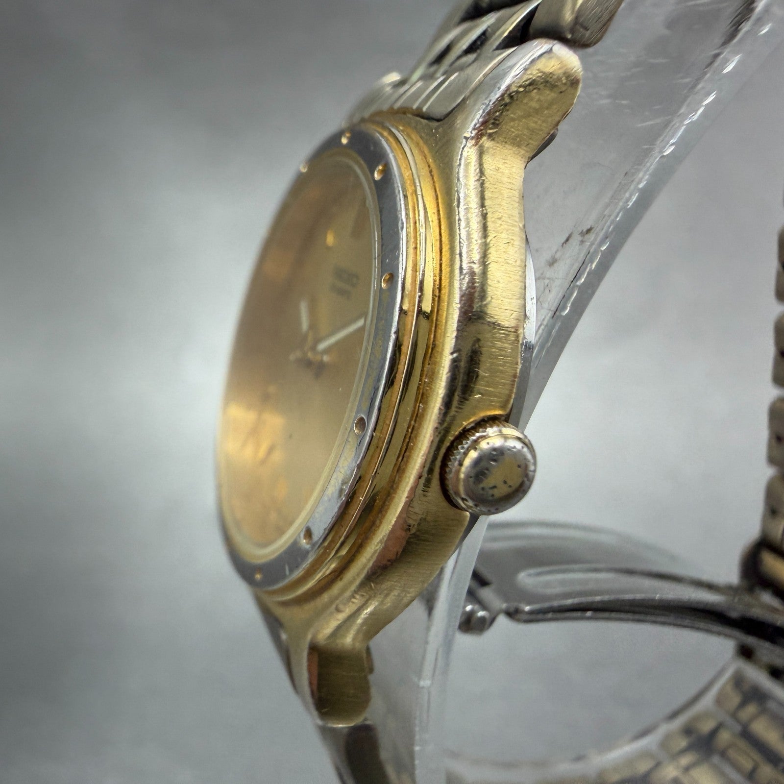 Seiko Watch Women 27mm Champagne Dial Gold Tone Date Round 7N82-0131 New Battery2