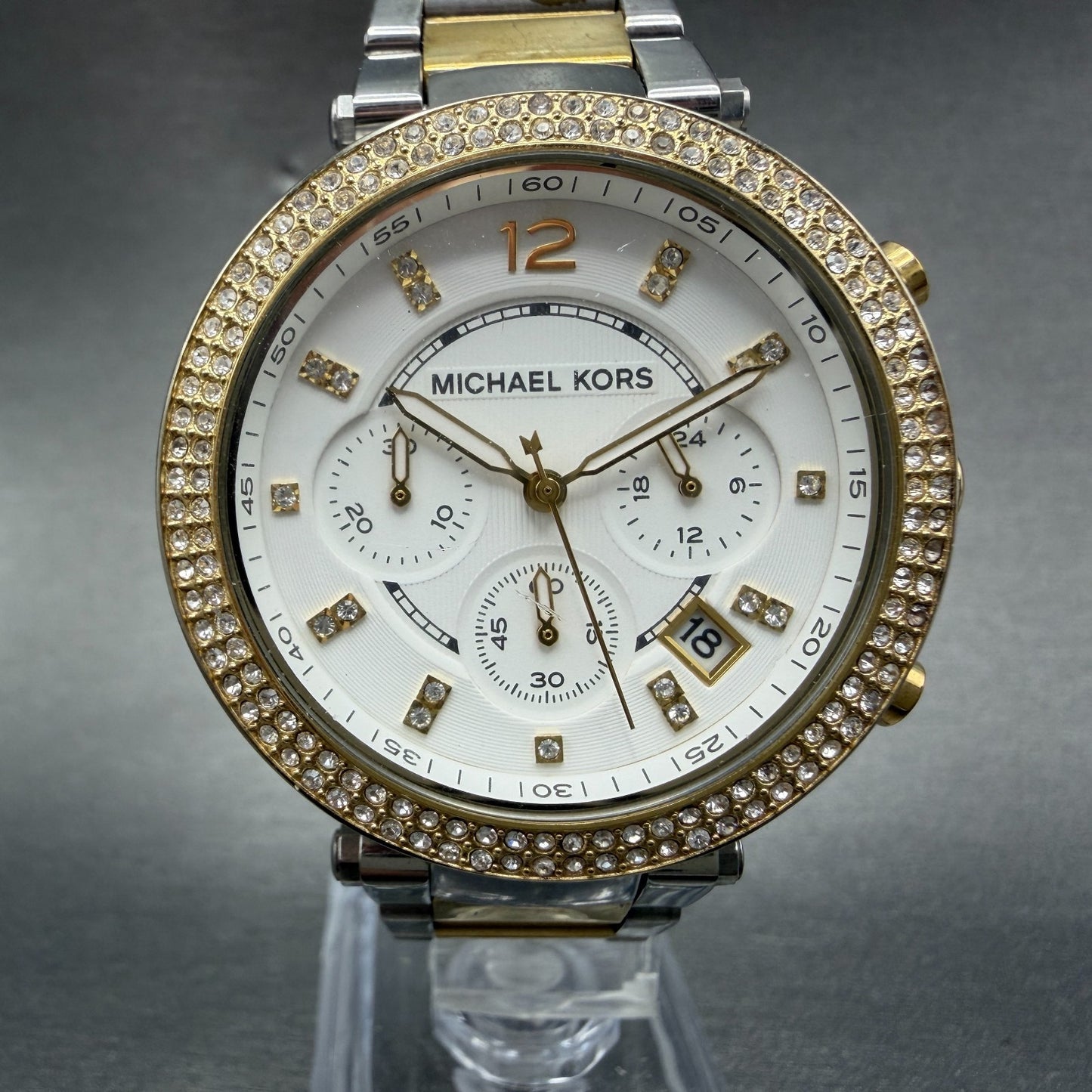 Michael Kors Parker Chronograph Watch Women 39mmWhite Dial Two Tone Date NewBatt0