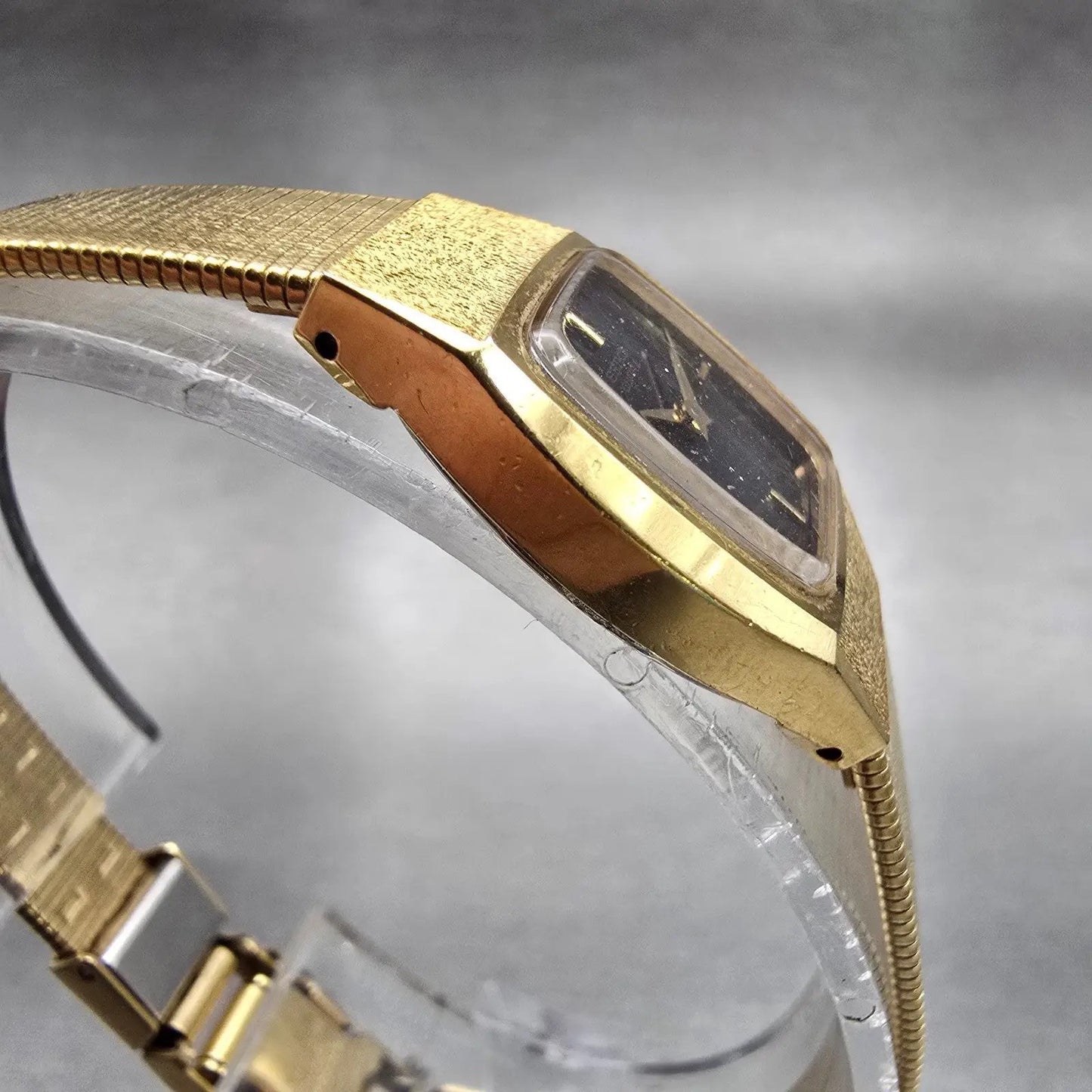 Seiko Watch Women 16mm Blue Dial Gold Tone Oval 2C20-6450 New Battery Vintage3