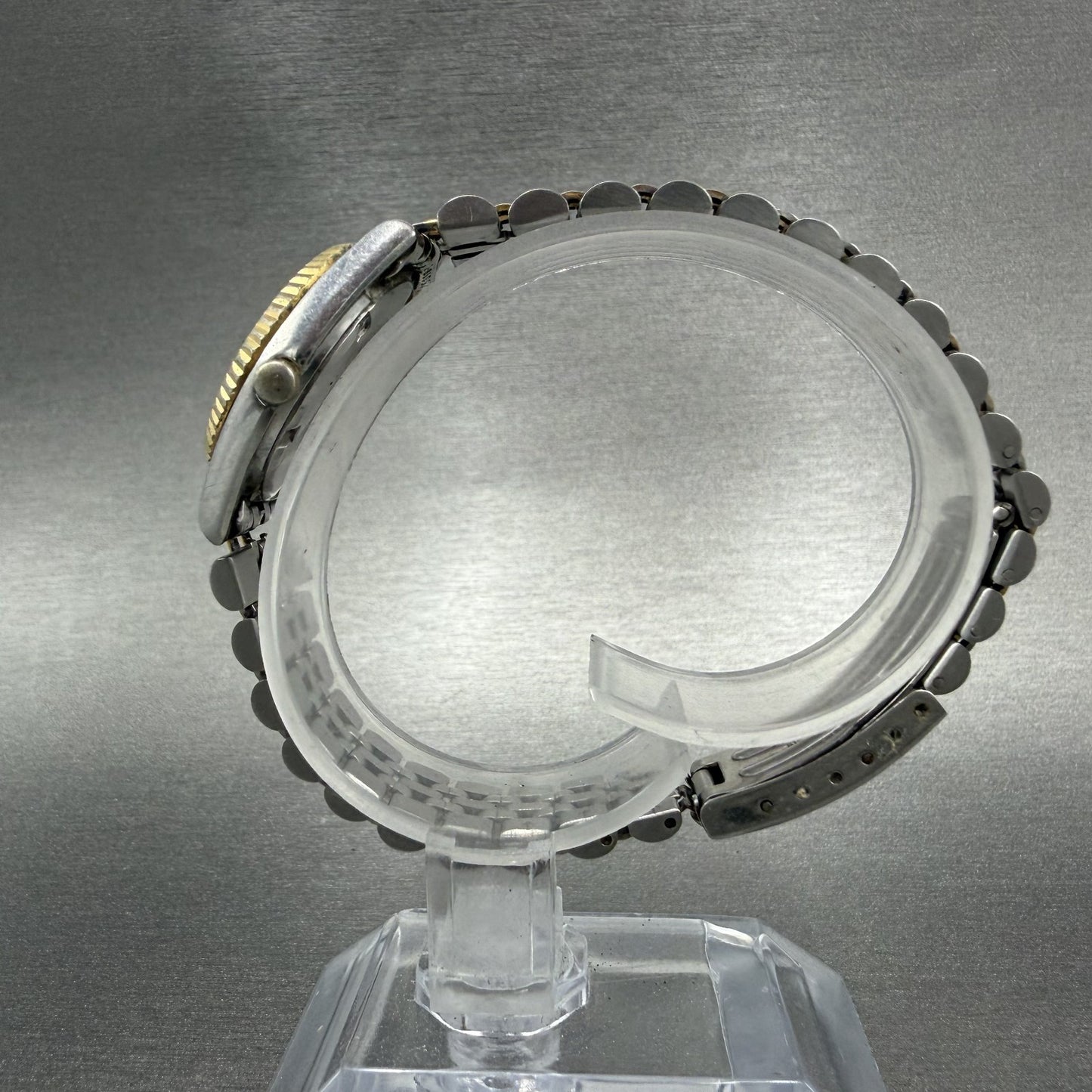 Seiko SQ Watch Women 24mm White Dial Two Tone Daydate 3y03-0169 New Battery KFW6