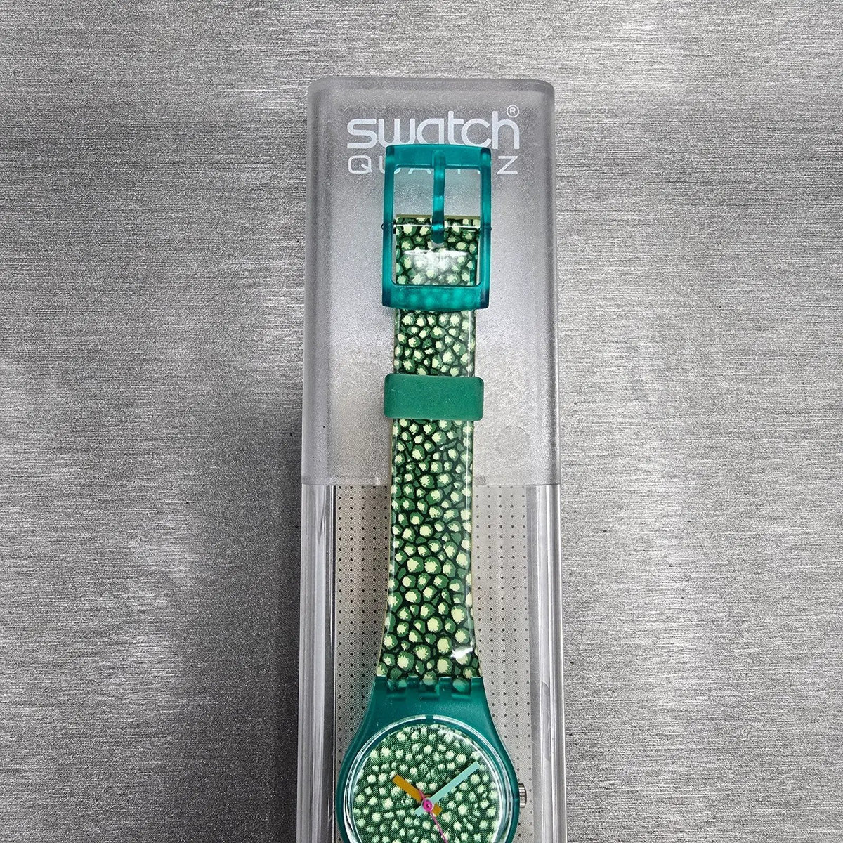 Swatch South Molton Watch Women 25mm Green Dial Green Case LL103 New Battery NOS2