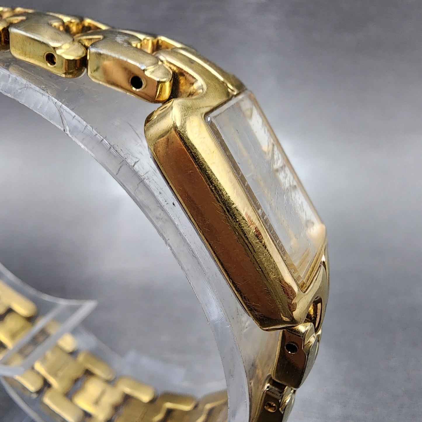 Seiko Tank Watch Women 16mm White Dial Gold Tone Rectangle 1N006T10 New Battery3